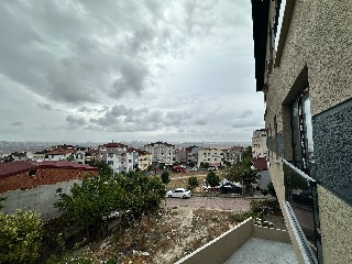 Avcılar Firuzköy'de Süper Otoparklı Sıfır 2+1 Kiralık Daire — fotoğraf 7