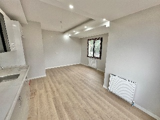 Avcılar Firuzköy'de Süper Otoparklı Sıfır 2+1 Kiralık Daire — fotoğraf 3