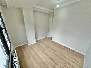 Avcılar Firuzköy'de Süper Otoparklı Sıfır 2+1 Kiralık Daire — fotoğraf 11