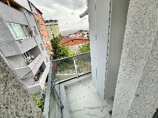 Avcılar Firuzköy'de Süper Otoparklı Sıfır 2+1 Kiralık Daire — fotoğraf 6