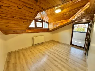 Kartaltepe'de Kış Bahçeli Kiralık 5+1 Dublex Daire — fotoğraf 7