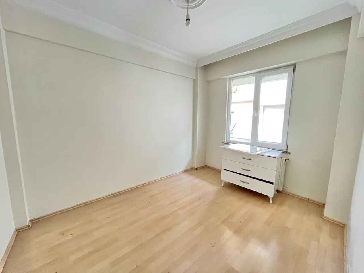 Beyoğlu'nda Harika Konumlu Eşyalı Kiralık 1+1 - Merhaba Emlak — fotoğraf 1