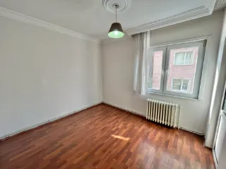 Merhaba Emlak Ömer'den Veteriner Sitesi'nde Kiralık 3+1 Daire — fotoğraf 13