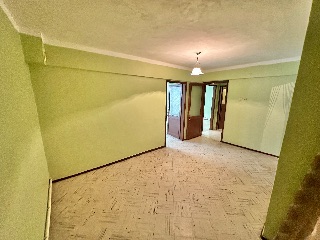Bayrampaşa Muratpaşa'da Metroya Yakın 2+1 Satılık Daire — fotoğraf 5